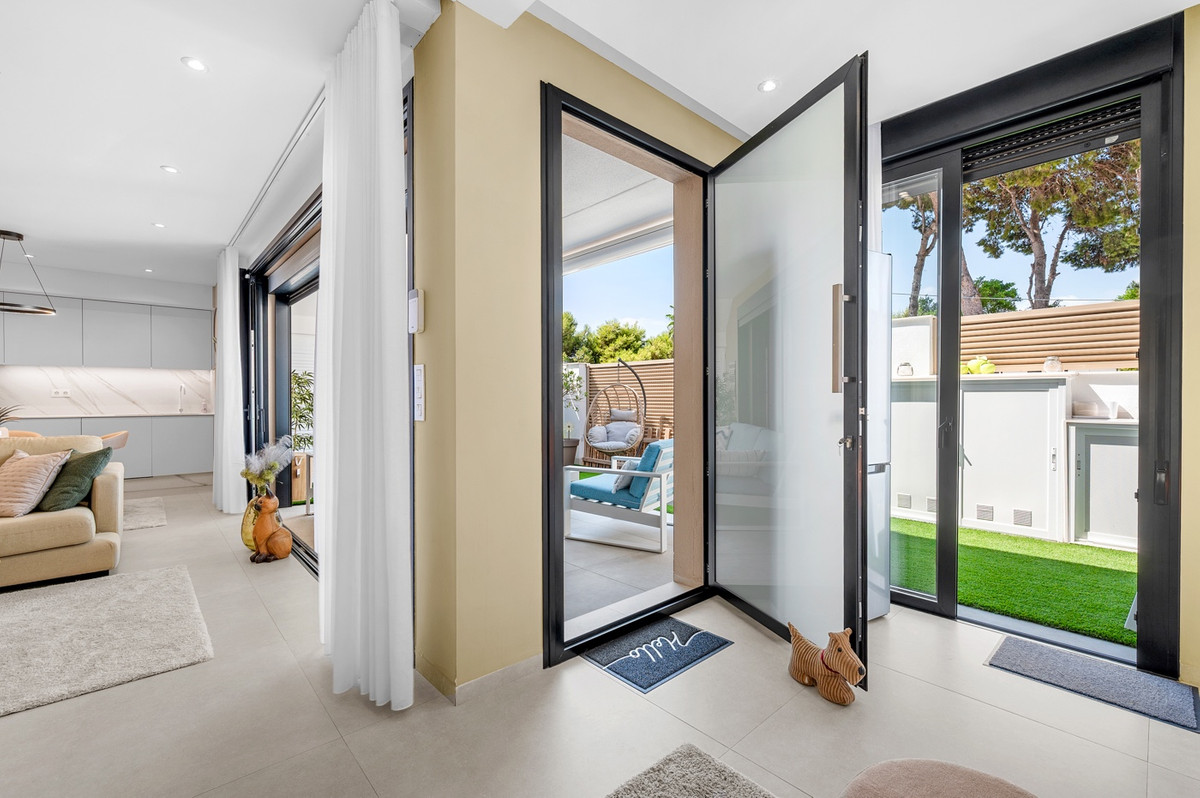 For sale - 3 Bedroom 2 Bathroom Apartment - Ground Floor Apartment in San Pedro del Pinatar - San Pedro del Pinatar Centro  - Murcia
