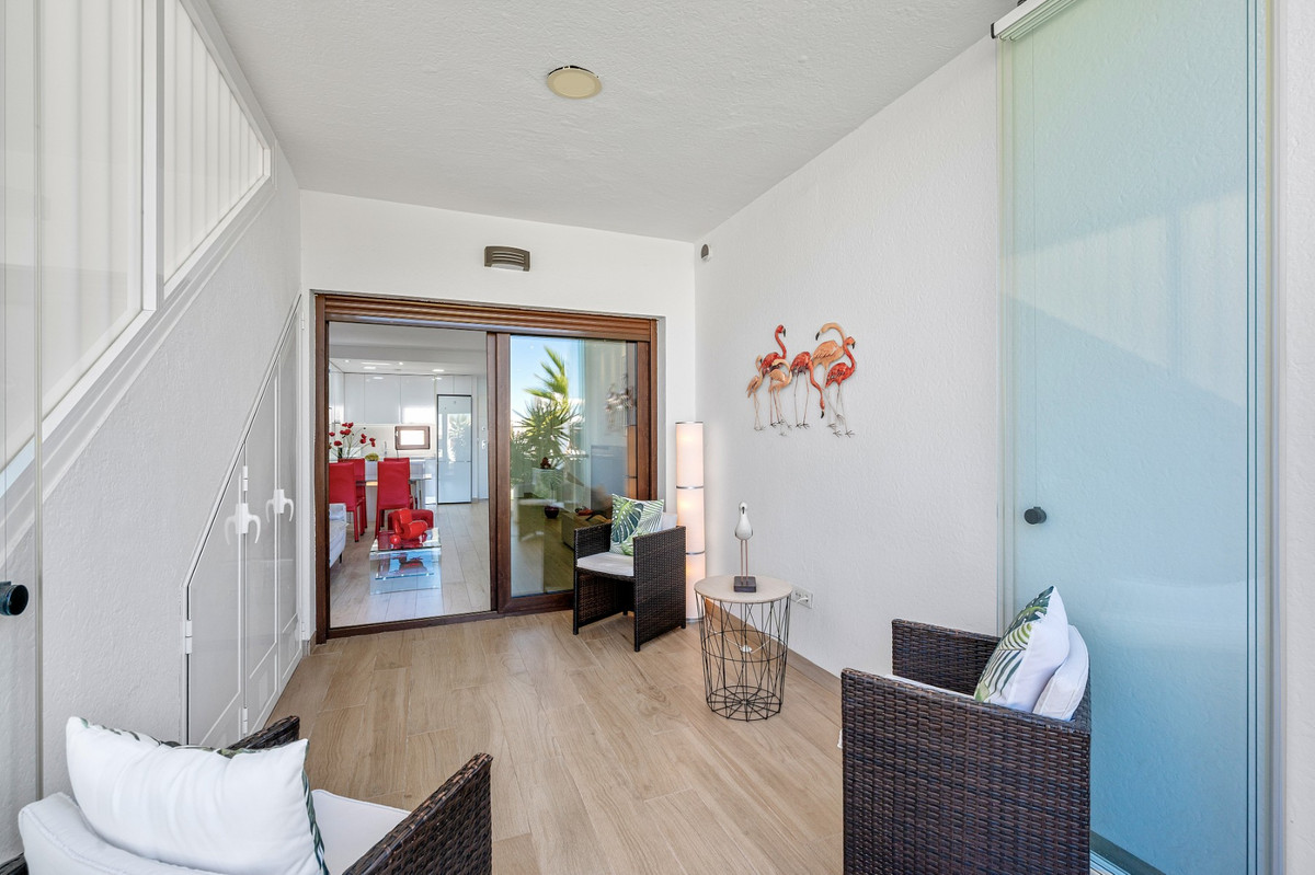 For sale - 2 Bedroom 2 Bathroom Apartment - Penthouse in Torrevieja - Torrevieja Centro  - Alicante