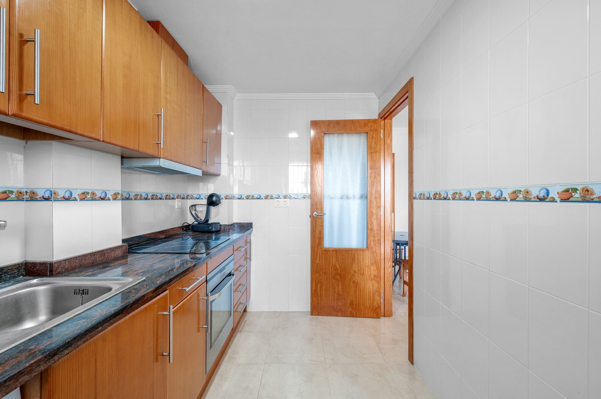 For sale - 3 Bedroom 2 Bathroom Apartment - Middle Floor Apartment in Orihuela - Orihuela Costa  - Alicante