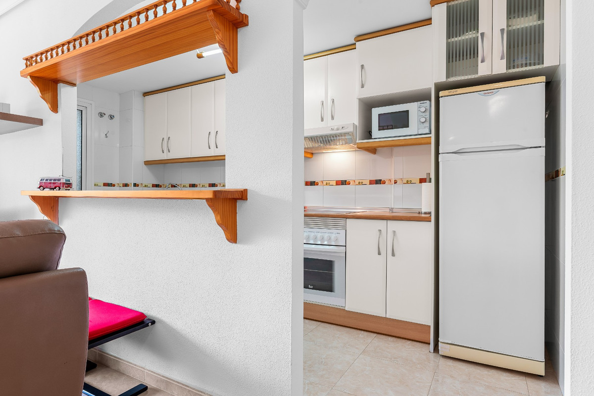 For sale - 2 Bedroom 2 Bathroom Apartment - Middle Floor Apartment in Orihuela - Playa Flamenca  - Alicante