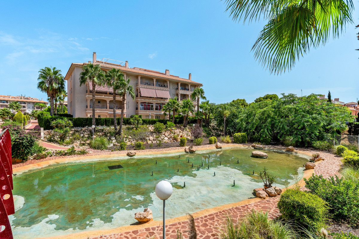 For sale - 2 Bedroom 2 Bathroom Apartment - Middle Floor Apartment in Orihuela - Playa Flamenca  - Alicante
