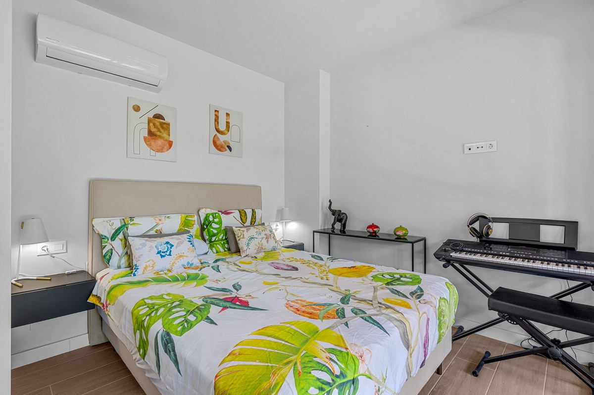 For sale - 2 Bedroom 2 Bathroom Apartment - Ground Floor Apartment in Orihuela - Villamartin  - Alicante