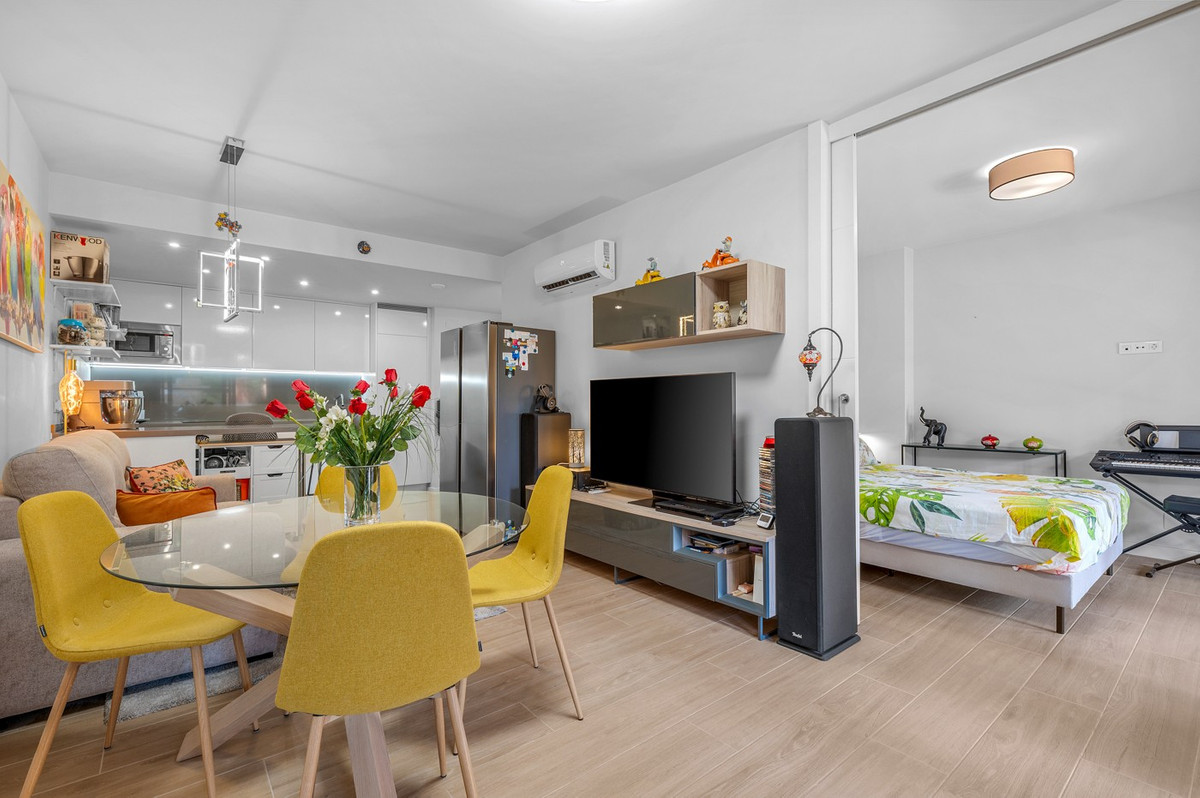 For sale - 2 Bedroom 2 Bathroom Apartment - Ground Floor Apartment in Orihuela - Villamartin  - Alicante