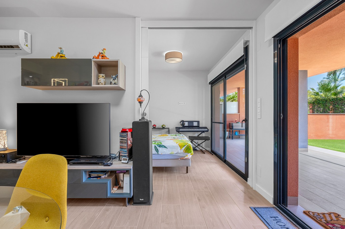For sale - 2 Bedroom 2 Bathroom Apartment - Ground Floor Apartment in Orihuela - Villamartin  - Alicante