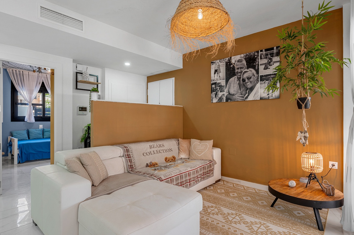 For sale - 3 Bedroom 2 Bathroom Apartment - Ground Floor Apartment in Guardamar del Segura - Guardamar del Segura Centro  - Alicante