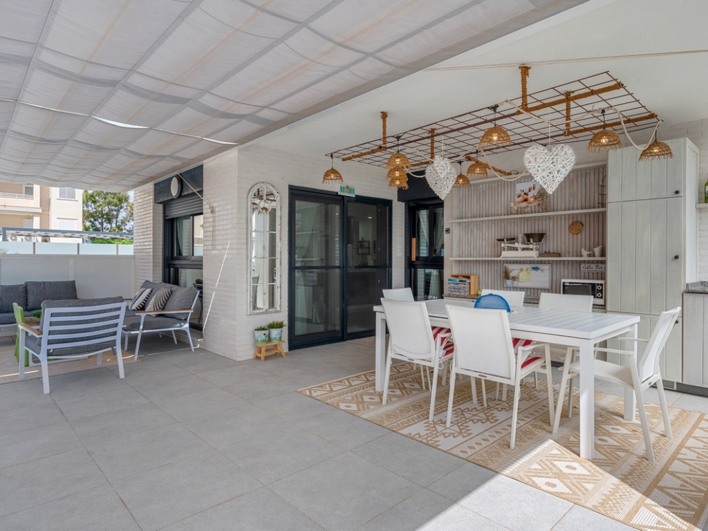 3 Bedroom 2 Bathroom Apartment - Ground Floor Apartment in Guardamar del Segura