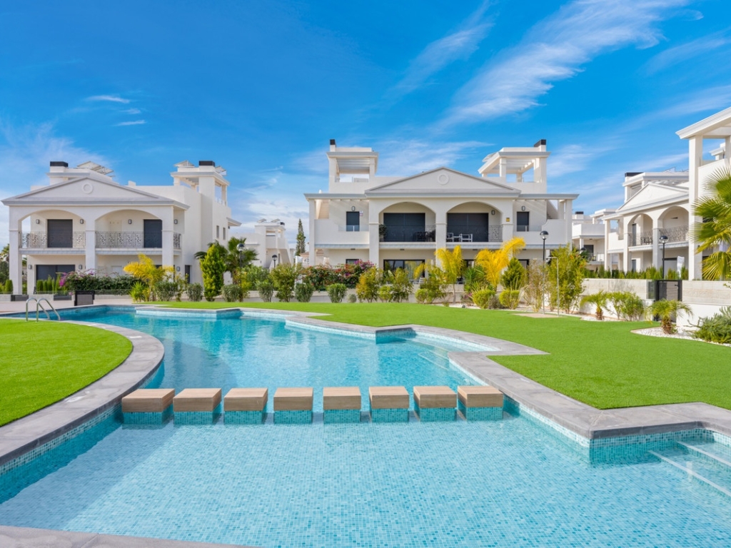 2 Bedroom 2 Bathroom Apartment - Ground Floor Apartment in Rojales