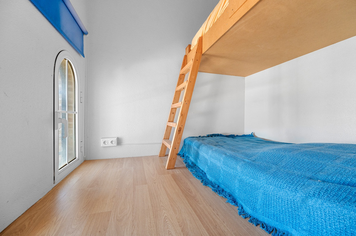 For sale - 3 Bedroom 2 Bathroom House - Detached Villa in Guardamar del Segura - Guardamar del Segura Centro  - Alicante