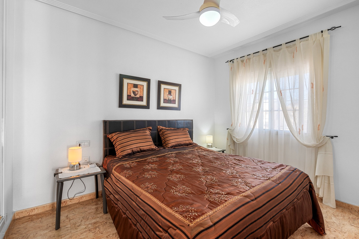 For sale - 3 Bedroom 2 Bathroom House - Detached Villa in Guardamar del Segura - Guardamar del Segura Centro  - Alicante