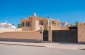 76-R5481820/81376, 5 Bedroom 4 Bathroom House - Detached Villa in Rojales