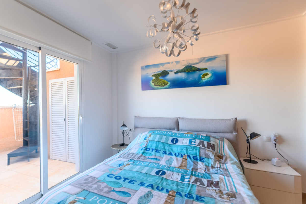 For sale - 2 Bedroom 2 Bathroom Apartment - Penthouse in Orihuela - Punta Prima  - Alicante