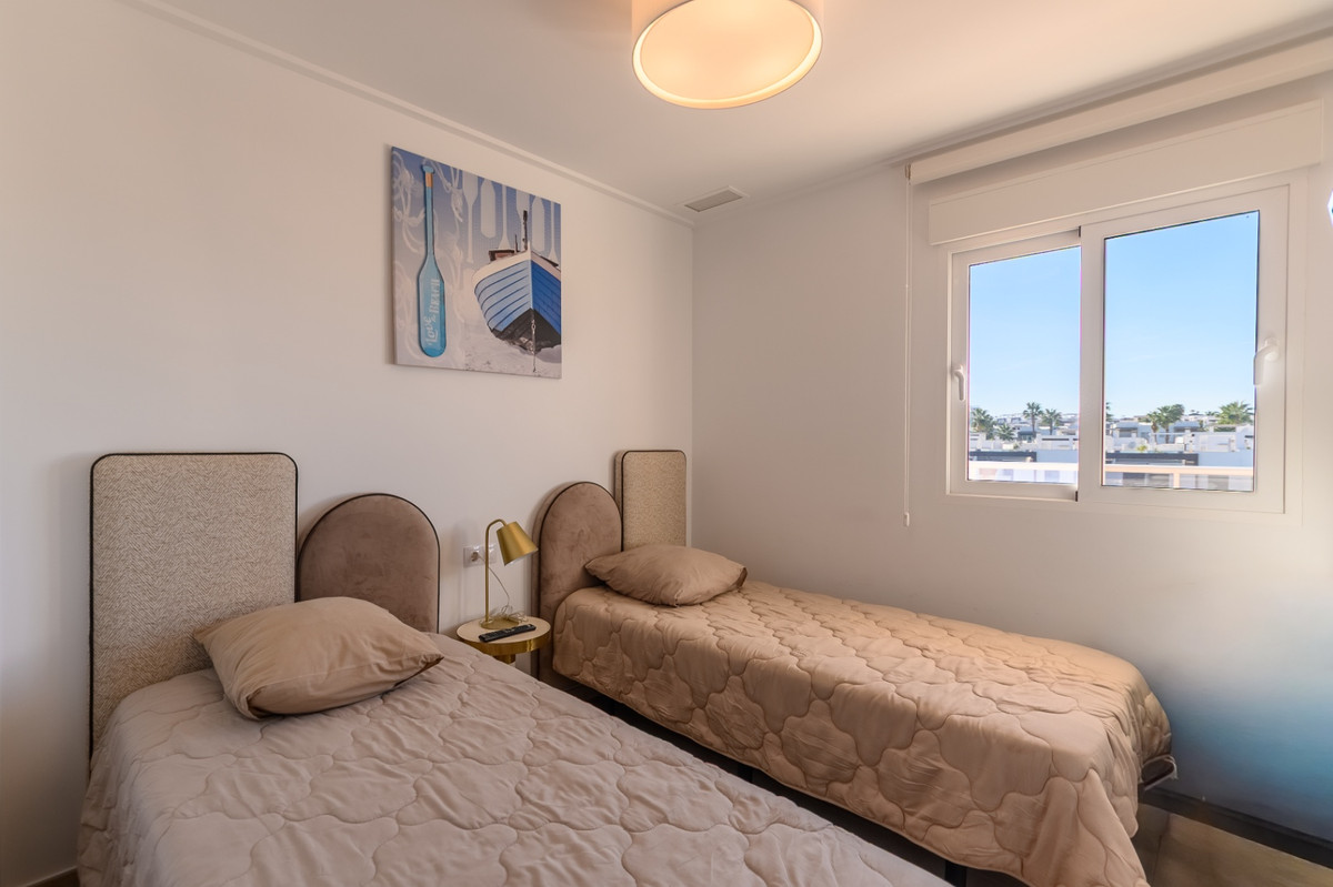 For sale - 2 Bedroom 2 Bathroom Apartment - Penthouse in Orihuela - Punta Prima  - Alicante