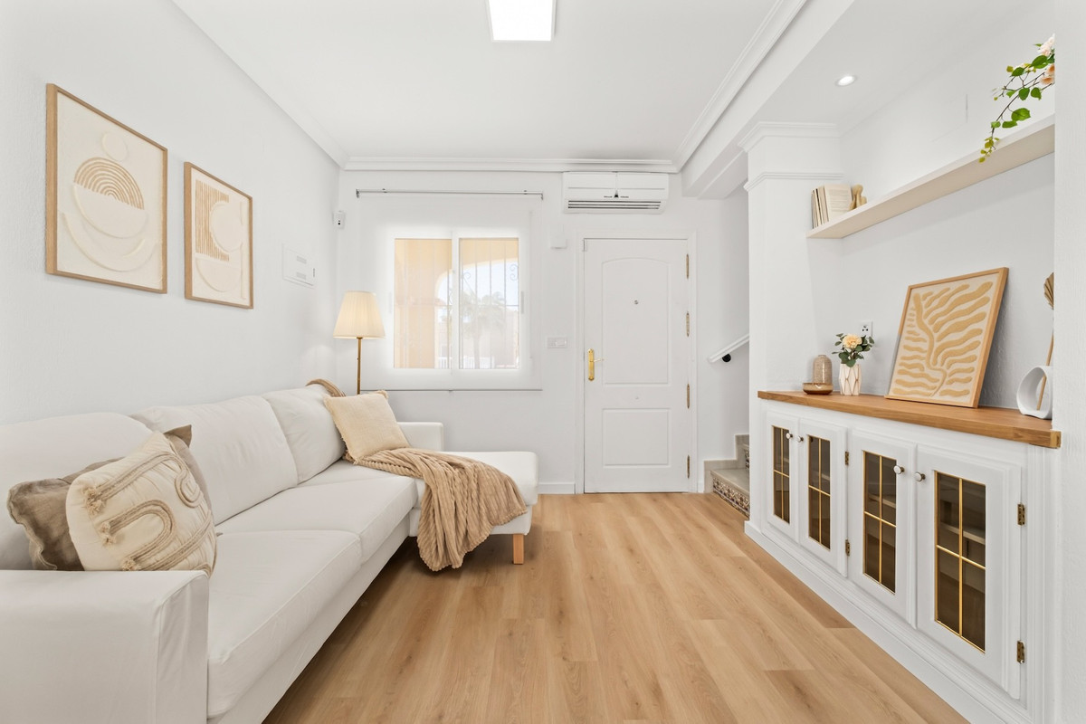 For sale - 2 Bedroom 2 Bathroom House - Townhouse in Orihuela - El Galan  - Alicante