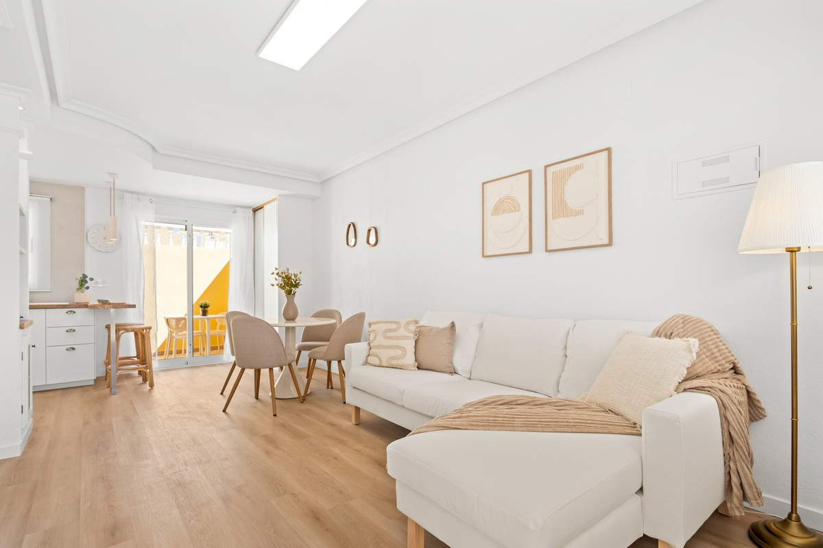 For sale - 2 Bedroom 2 Bathroom House - Townhouse in Orihuela - El Galan  - Alicante