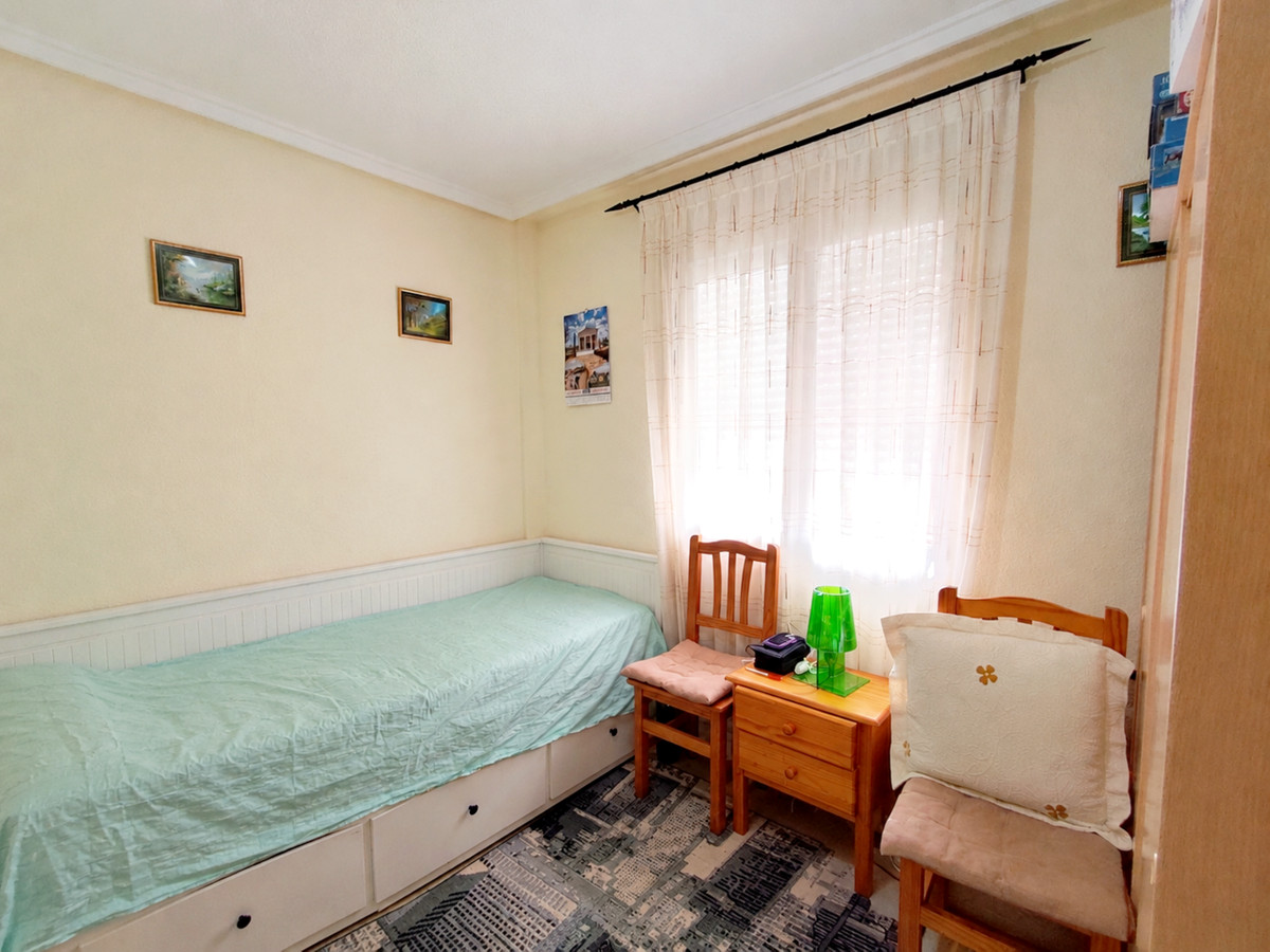 For sale - 4 Bedroom 2 Bathroom House - Townhouse in Rojales - Ciudad Quesada  - Alicante