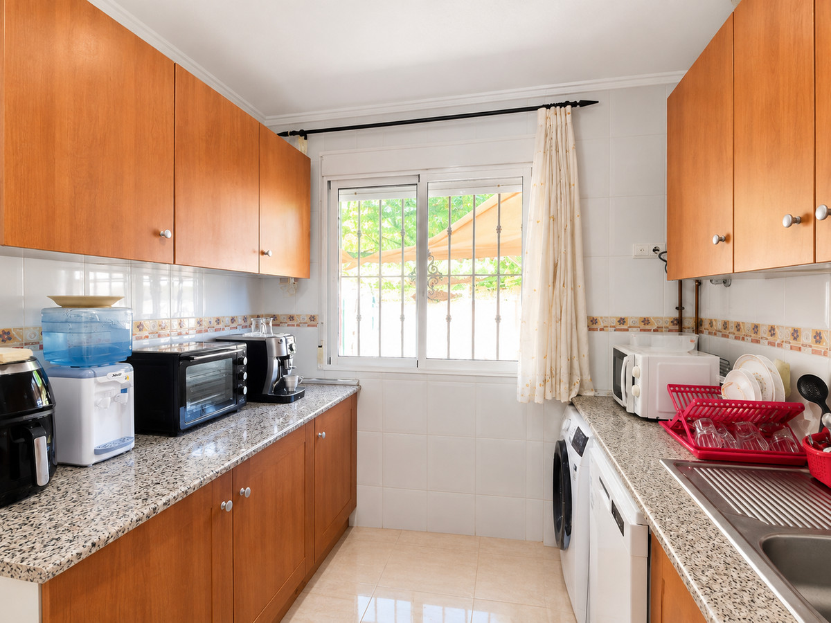 For sale - 4 Bedroom 2 Bathroom House - Townhouse in Rojales - Ciudad Quesada  - Alicante