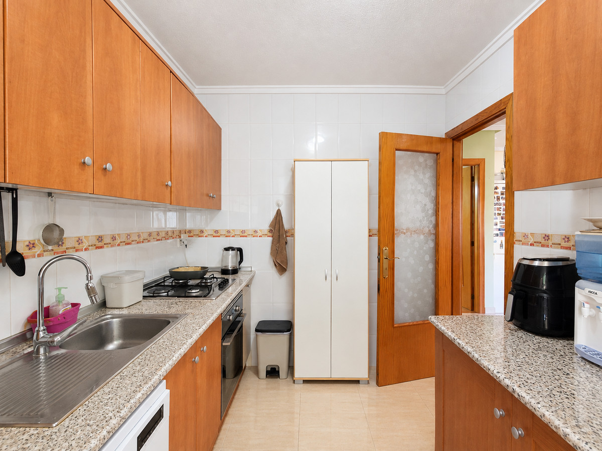 For sale - 4 Bedroom 2 Bathroom House - Townhouse in Rojales - Ciudad Quesada  - Alicante