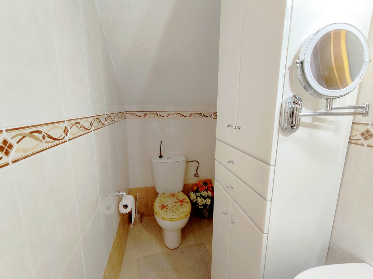 For sale - 4 Bedroom 2 Bathroom House - Townhouse in Rojales - Ciudad Quesada  - Alicante
