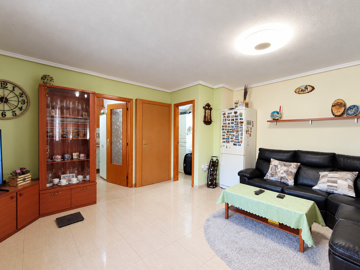 For sale - 4 Bedroom 2 Bathroom House - Townhouse in Rojales - Ciudad Quesada  - Alicante