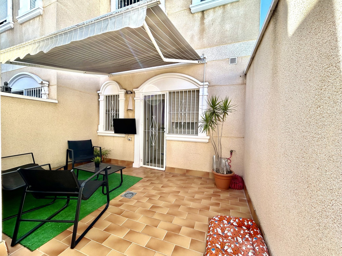 For sale - 4 Bedroom 3 Bathroom House - Townhouse in Formentera del Segura - Formentera del Segura Centro  - Alicante