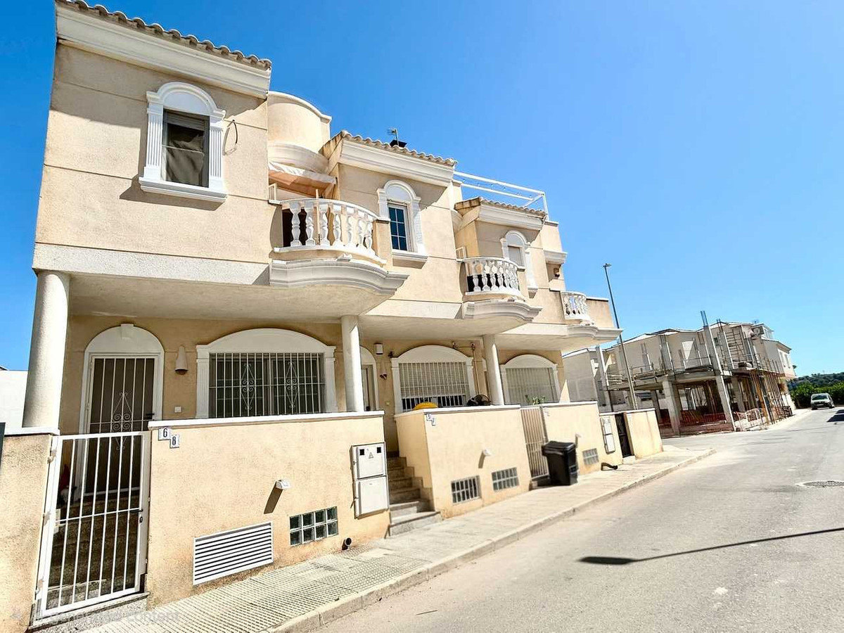 For sale - 4 Bedroom 3 Bathroom House - Townhouse in Formentera del Segura - Formentera del Segura Centro  - Alicante