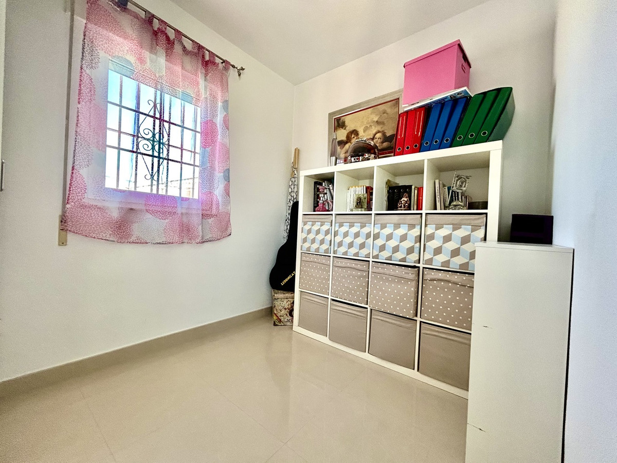 For sale - 4 Bedroom 3 Bathroom House - Townhouse in Formentera del Segura - Formentera del Segura Centro  - Alicante