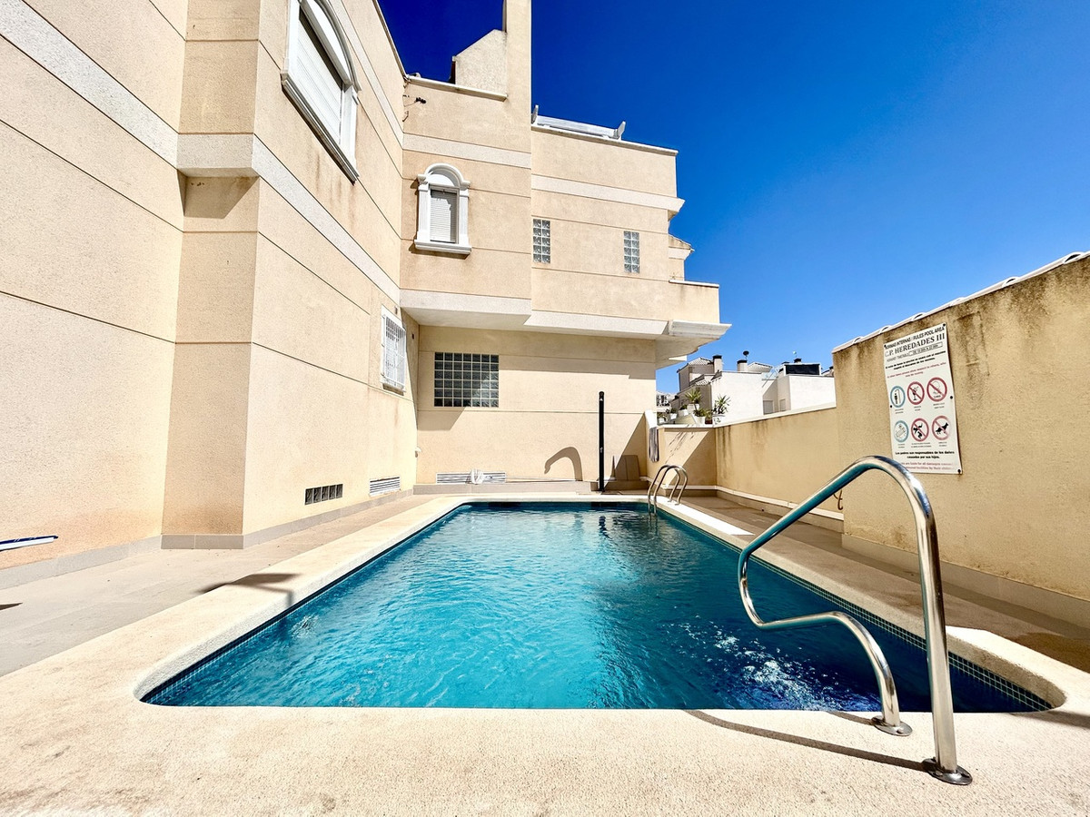 For sale - 4 Bedroom 3 Bathroom House - Townhouse in Formentera del Segura - Formentera del Segura Centro  - Alicante