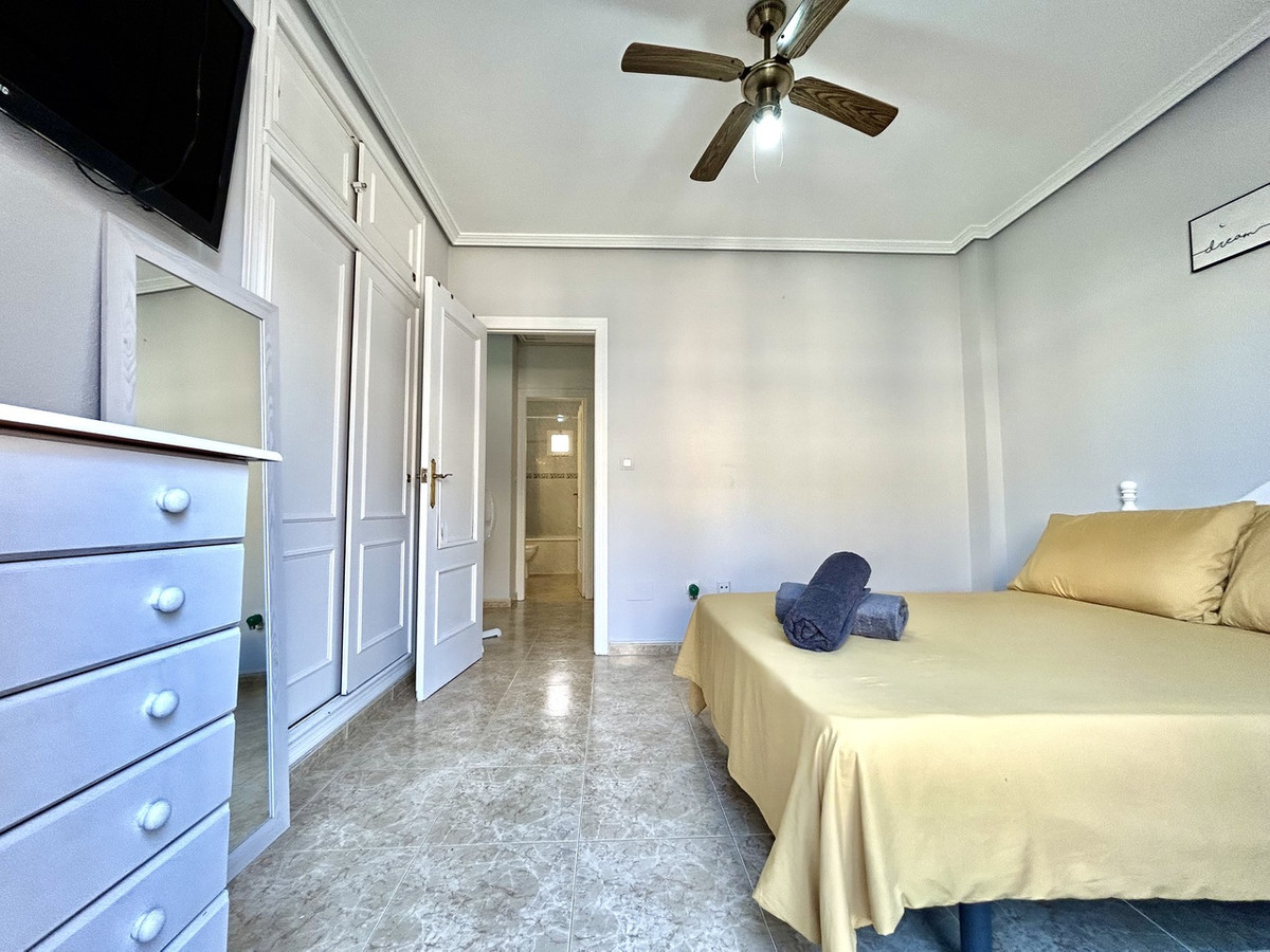 For sale - 3 Bedroom 2 Bathroom House - Townhouse in Orihuela - La Zenia  - Alicante