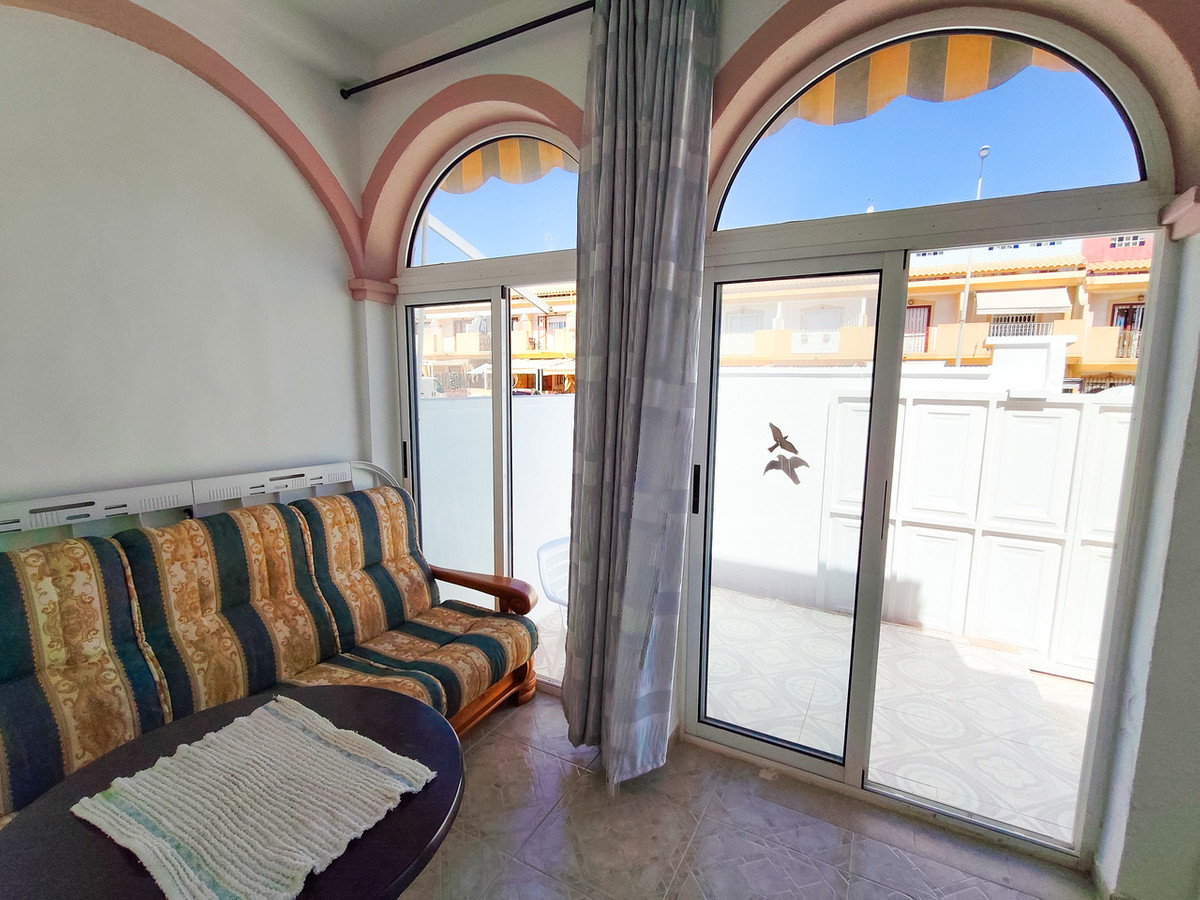 For sale - 2 Bedroom 2 Bathroom Townhouse in Playa Flamenca  - Playa Flamenca  - Alicante