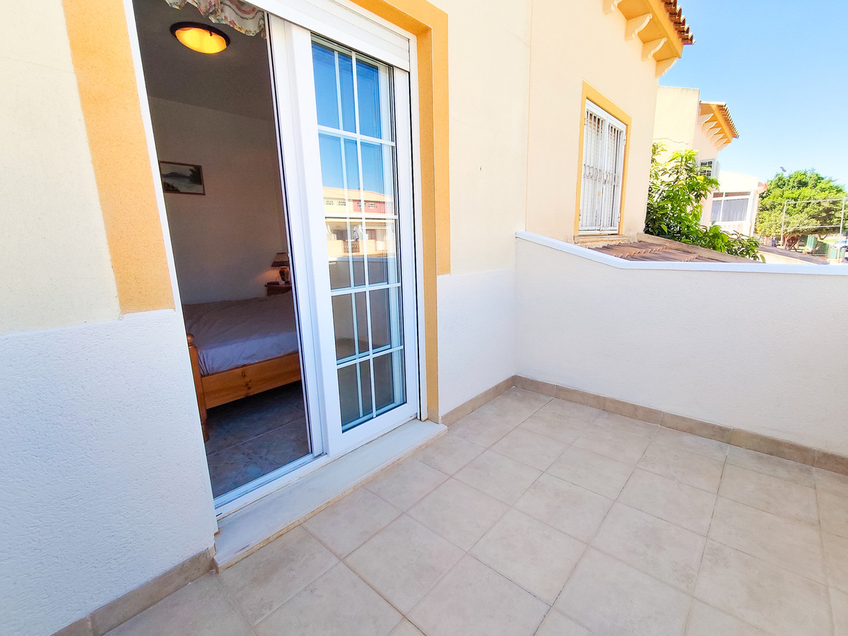For sale - 2 Bedroom 2 Bathroom House - Townhouse in Orihuela - Playa Flamenca  - Alicante