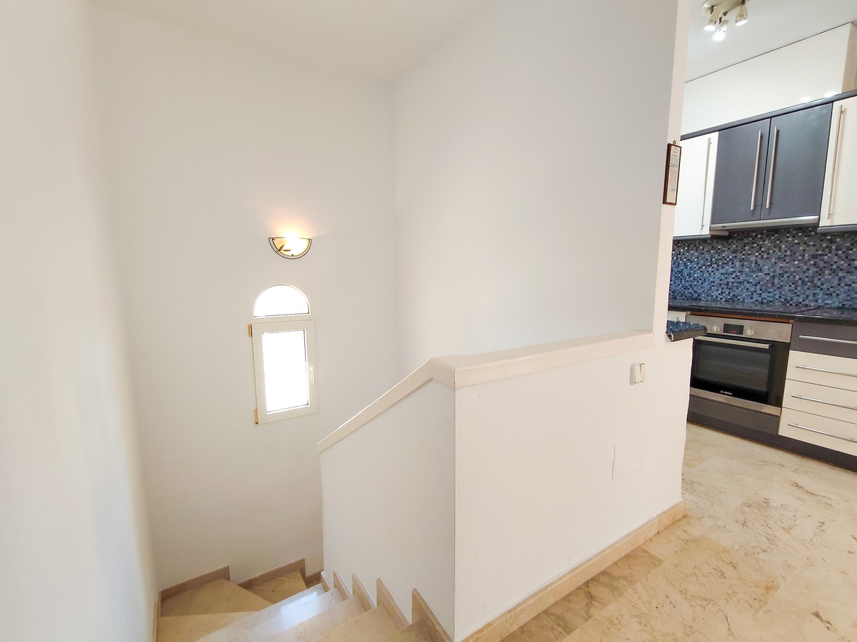 For sale - 3 Bedroom 2 Bathroom House - Detached Villa in Orihuela - Villamartin  - Alicante
