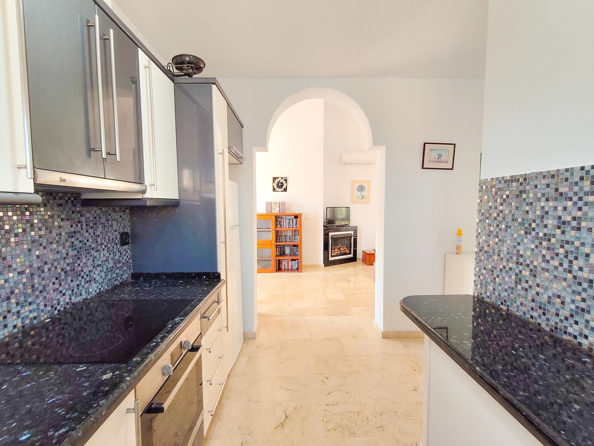 For sale - 3 Bedroom 2 Bathroom House - Detached Villa in Orihuela - Villamartin  - Alicante