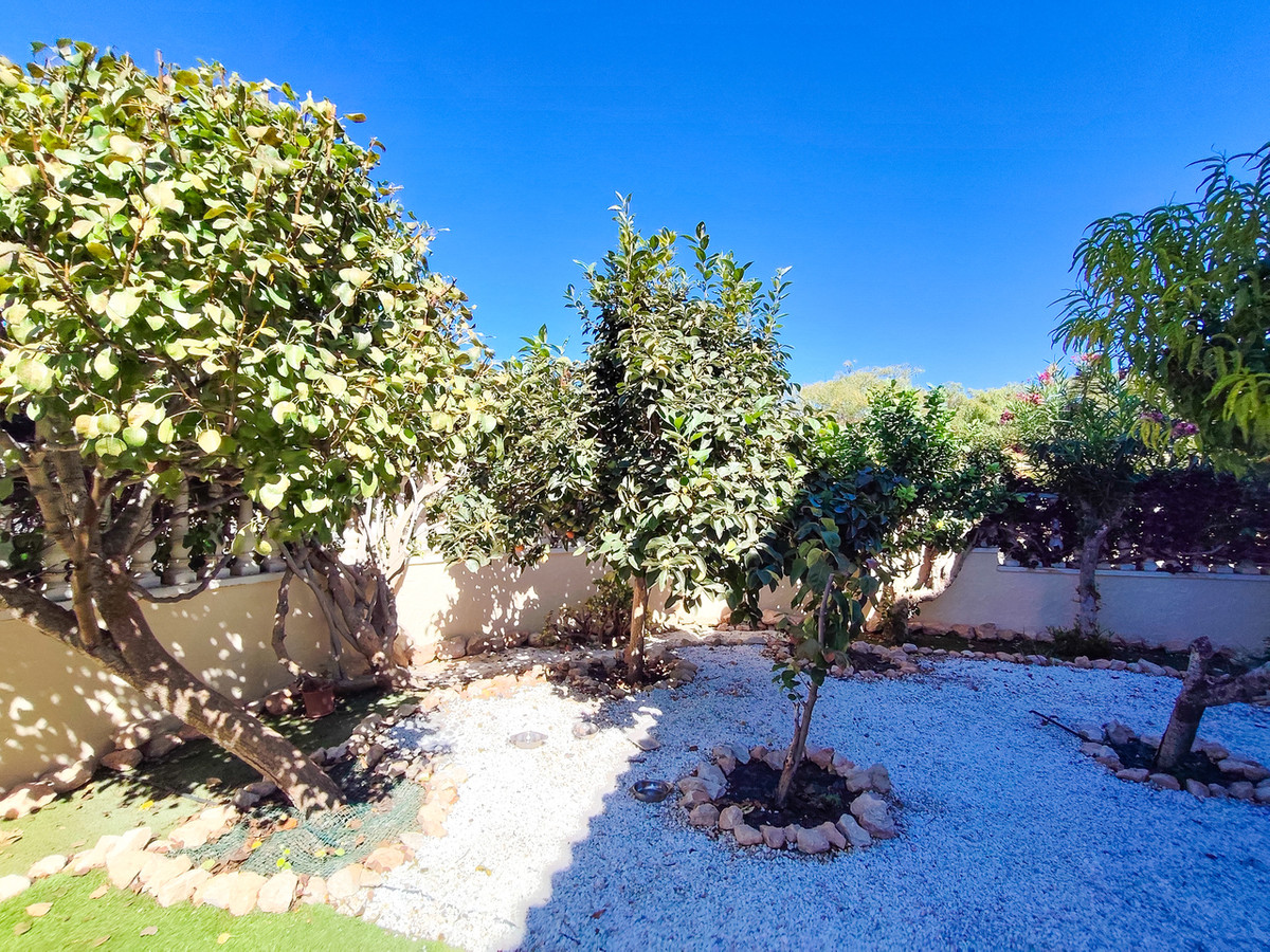 For sale - 2 Bedroom 2 Bathroom Apartment - Ground Floor Apartment in Orihuela - Cabo Roig  - Alicante