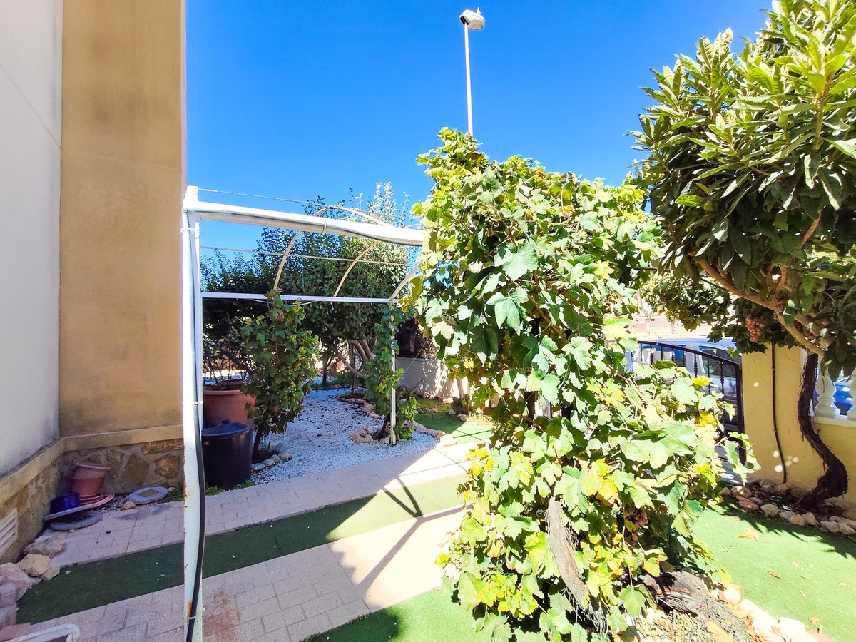 For sale - 2 Bedroom 2 Bathroom Apartment - Ground Floor Apartment in Orihuela - Cabo Roig  - Alicante