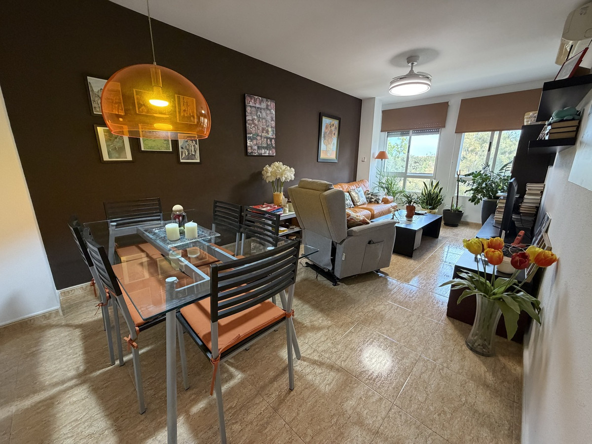For sale - 2 Bedroom 1 Bathroom Apartment - Middle Floor Apartment in Pilar de la Horadada - Pilar de la Horadada Centro  - Alicante