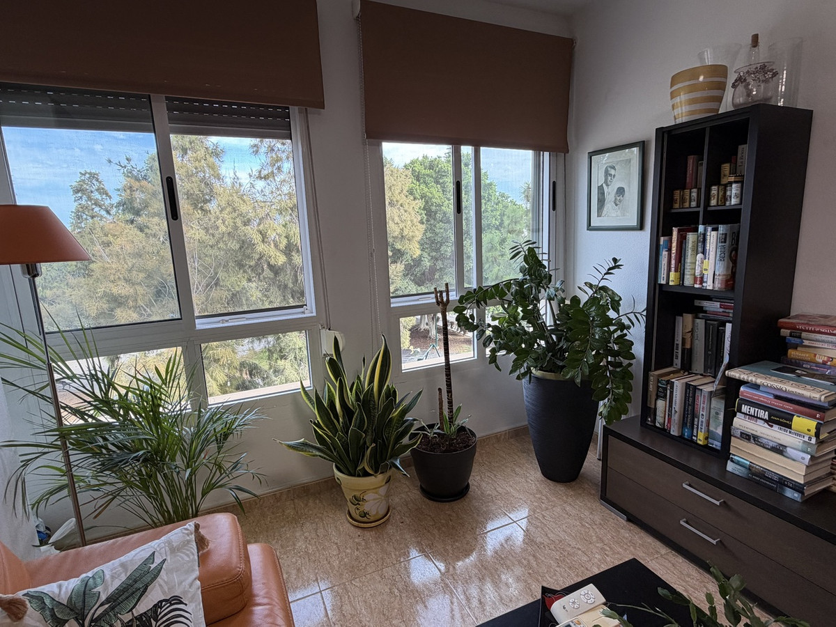 For sale - 2 Bedroom 1 Bathroom Apartment - Middle Floor Apartment in Pilar de la Horadada - Pilar de la Horadada Centro  - Alicante