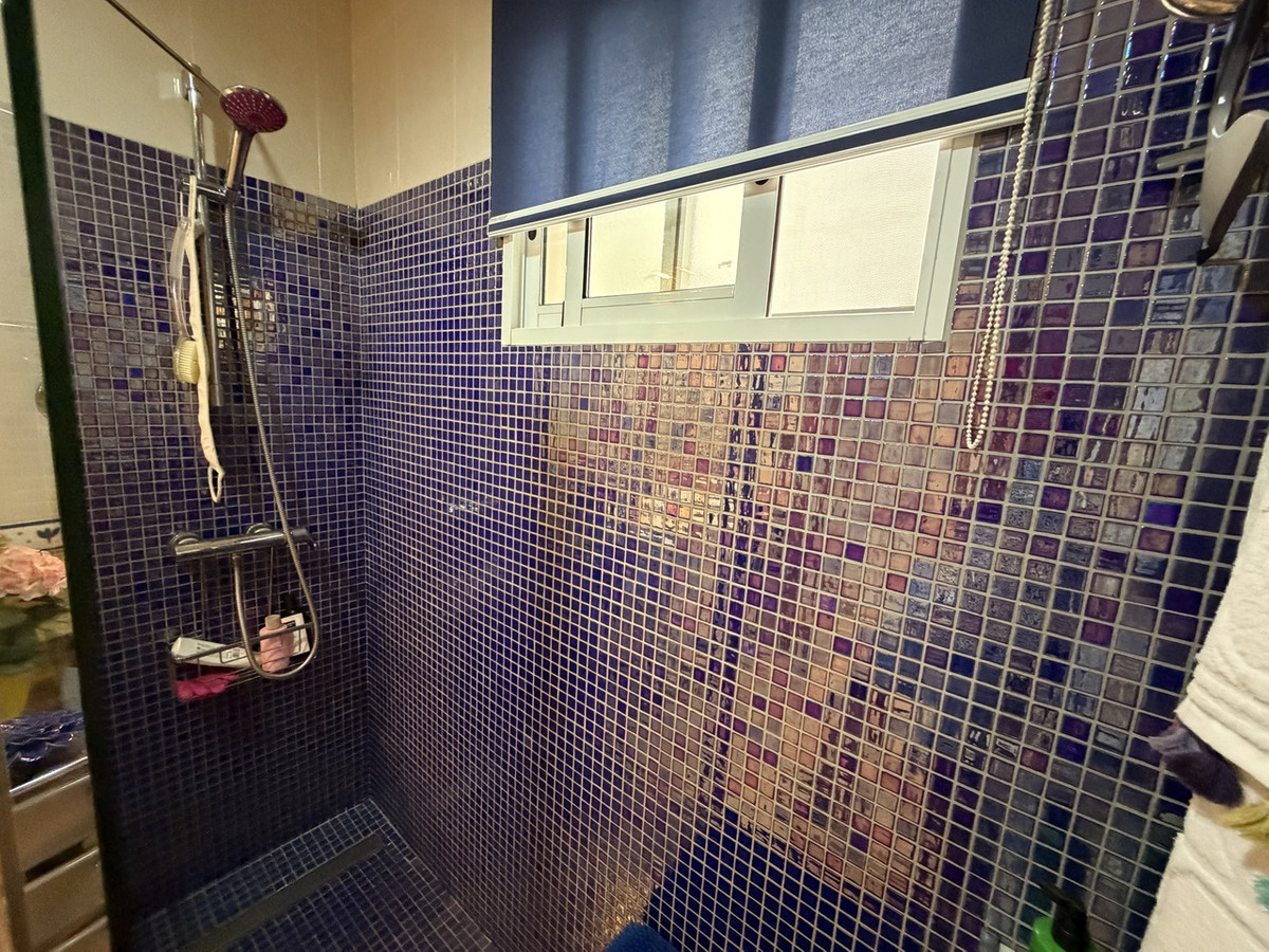 For sale - 2 Bedroom 1 Bathroom Apartment - Middle Floor Apartment in Pilar de la Horadada - Pilar de la Horadada Centro  - Alicante