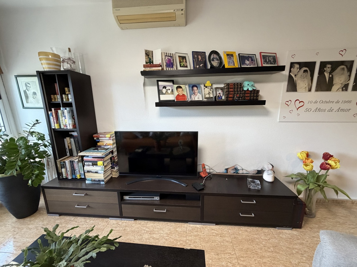 For sale - 2 Bedroom 1 Bathroom Apartment - Middle Floor Apartment in Pilar de la Horadada - Pilar de la Horadada Centro  - Alicante