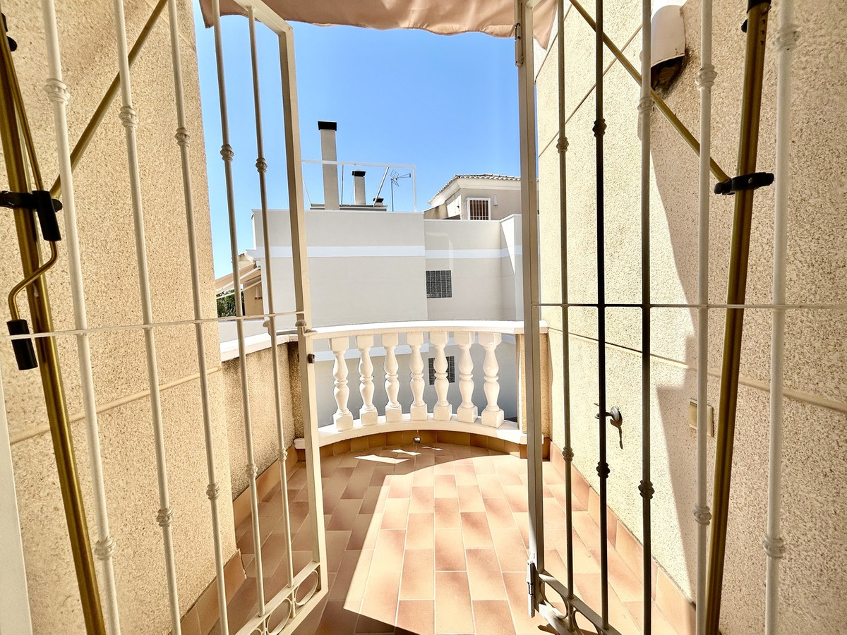 For sale - 4 Bedroom 3 Bathroom House - Townhouse in Almoradi - Heredades  - Alicante