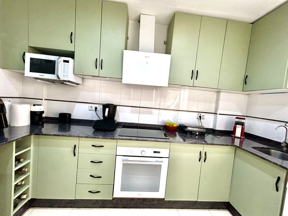 For sale - 4 Bedroom 3 Bathroom House - Townhouse in Almoradi - Heredades  - Alicante