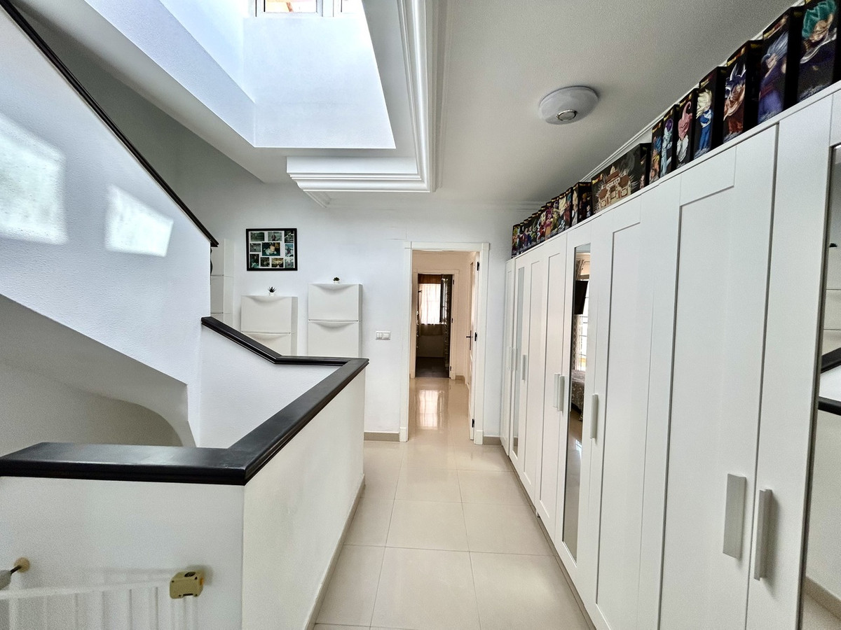 For sale - 4 Bedroom 3 Bathroom House - Townhouse in Almoradi - Heredades  - Alicante