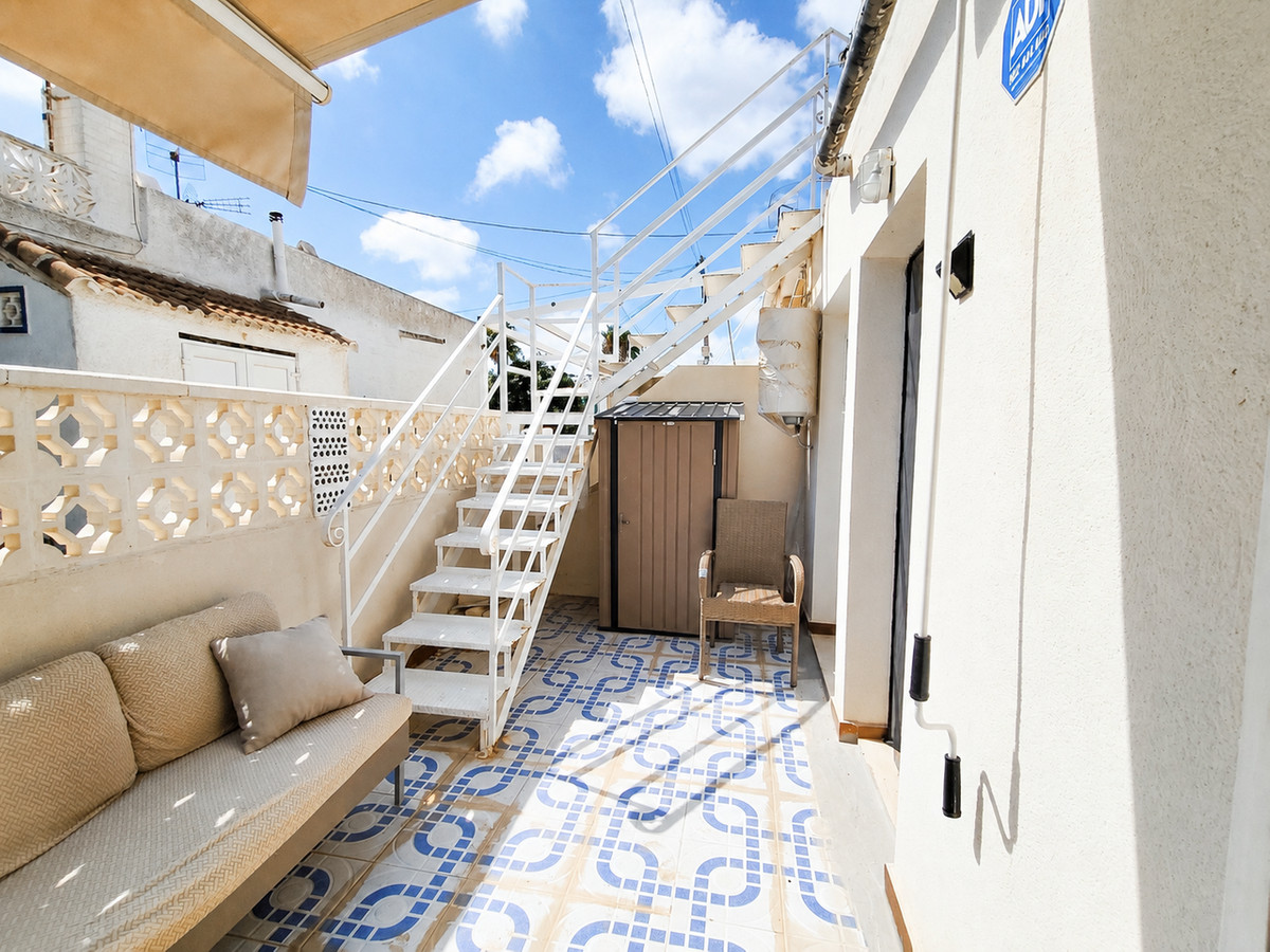 For sale - 1 Bedroom 1 Bathroom House - Townhouse in Torrevieja - Torrevieja Centro  - Alicante