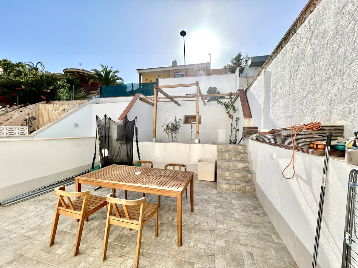 For sale - 3 Bedroom 2 Bathroom House - Townhouse in Orihuela - Los Balcones  - Alicante