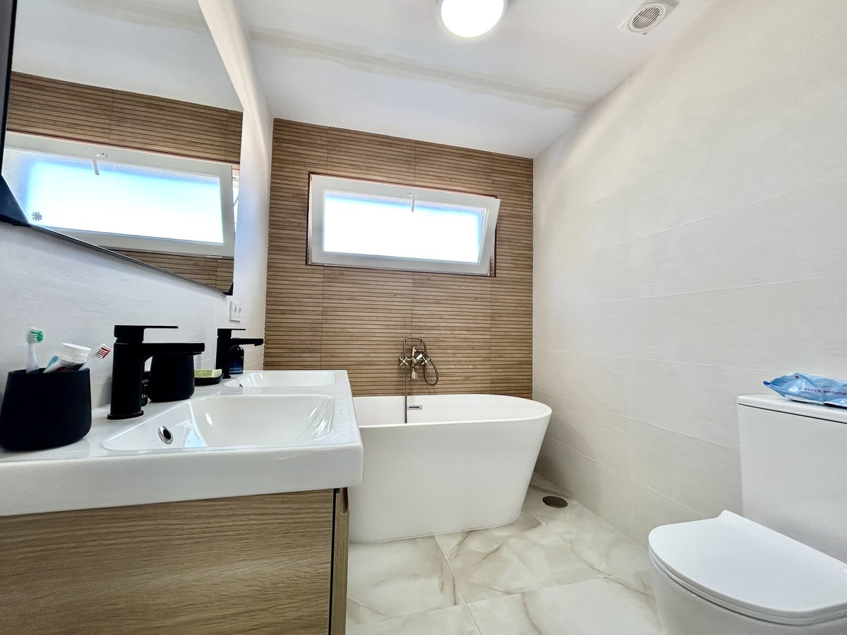 For sale - 3 Bedroom 2 Bathroom House - Townhouse in Orihuela - Los Balcones  - Alicante