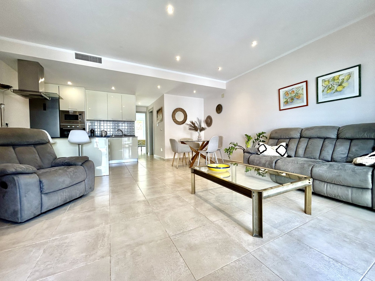 For sale - 3 Bedroom 3 Bathroom House - Townhouse in Rojales - Ciudad Quesada  - Alicante