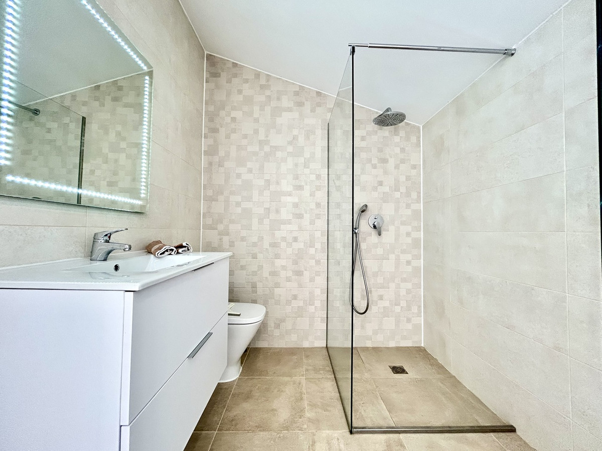 For sale - 3 Bedroom 3 Bathroom House - Townhouse in Rojales - Ciudad Quesada  - Alicante