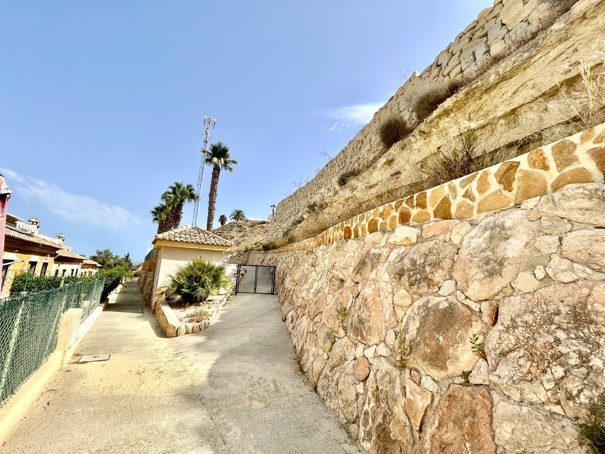 For sale - 3 Bedroom 3 Bathroom House - Townhouse in Rojales - Ciudad Quesada  - Alicante