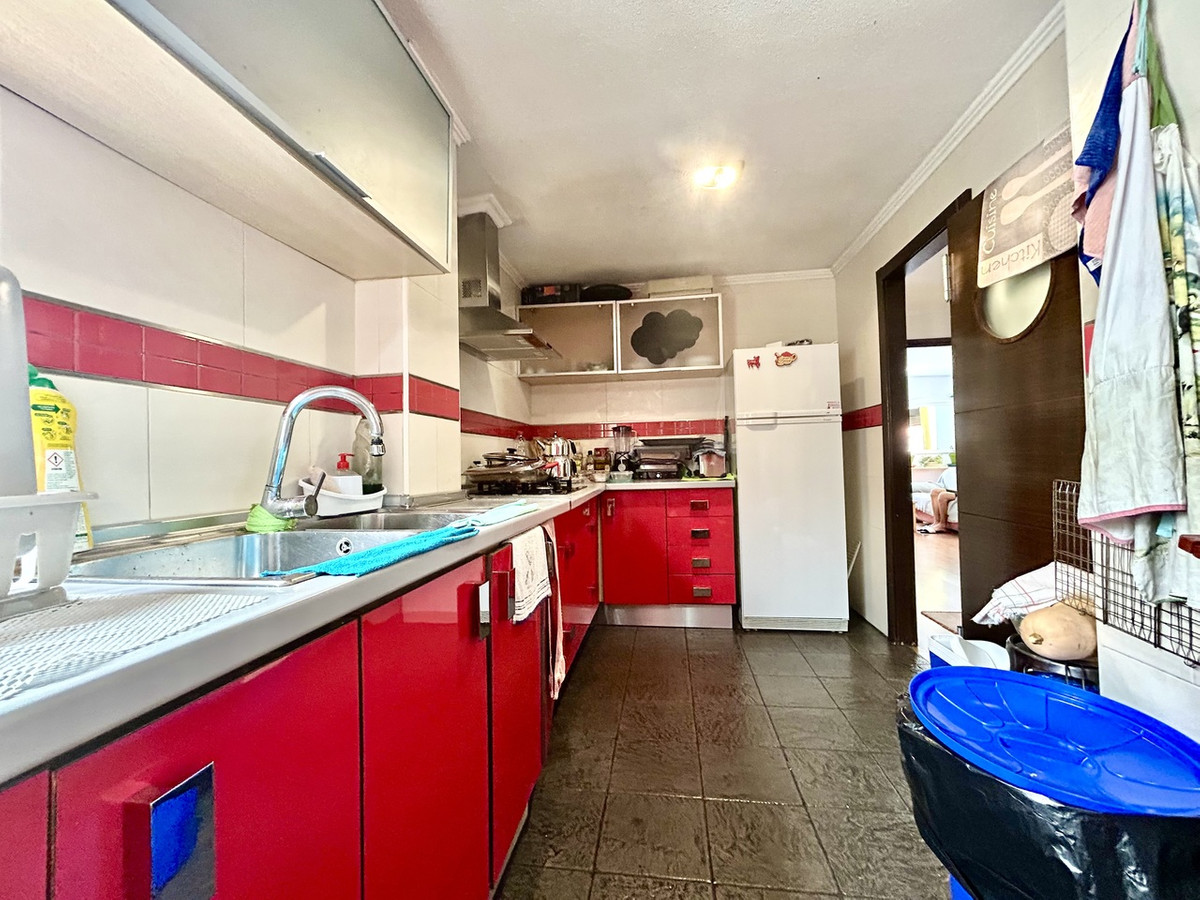 For sale - 4 Bedroom 1 Bathroom Apartment - Ground Floor Apartment in Rojales - Rojales Centro  - Alicante
