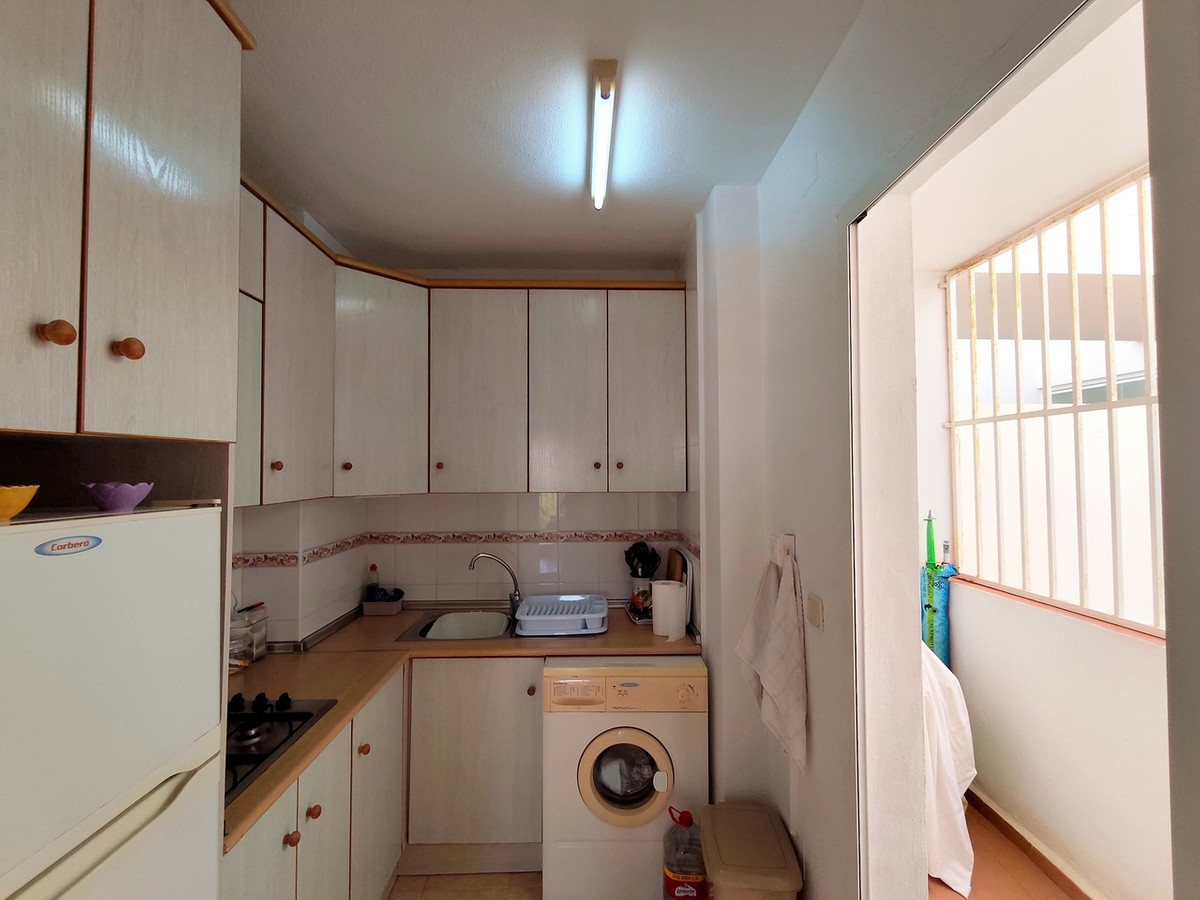For sale - 2 Bedroom 1 Bathroom Apartment - Middle Floor Apartment in Orihuela - La Zenia  - Alicante