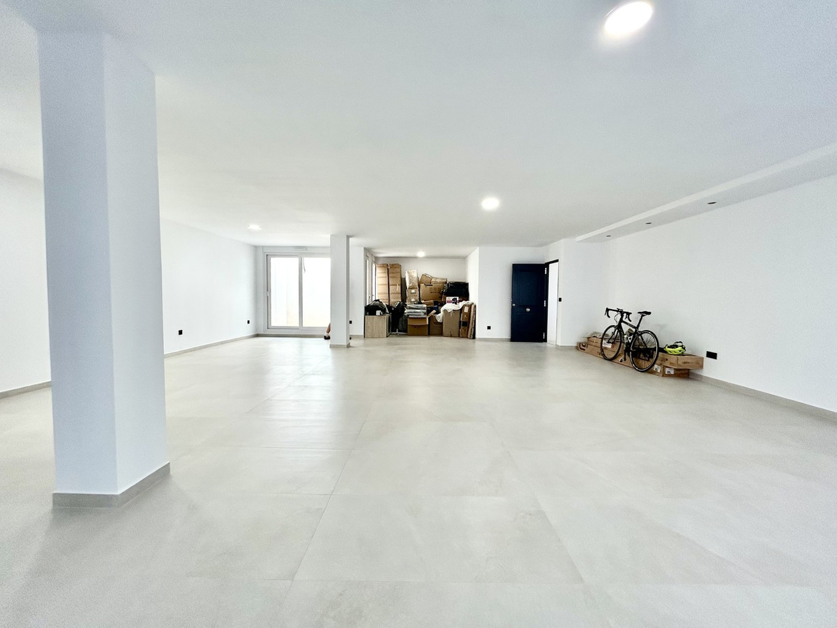 For sale - 4 Bedroom 2 Bathroom House - Detached Villa in Algorfa - La Finca Golf  - Alicante